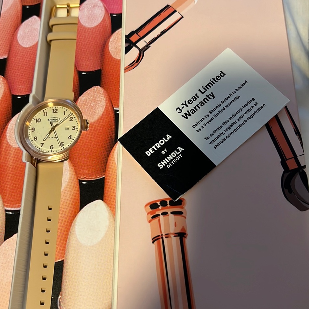 THE PINKY DETROLA 43MM Shinola watch in original box